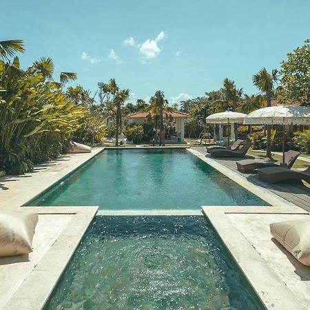 Cari Surf Camp & Studio'S Uluwatu Zewnętrze zdjęcie